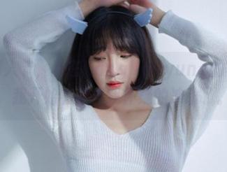 这个情人节，看在Kang Inkyung的写真里，我开始有种自我怀疑的冲动了。